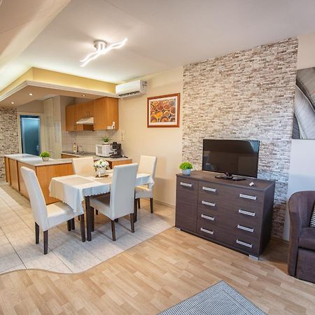 Delfin Apartman Sárvár Екстериор снимка